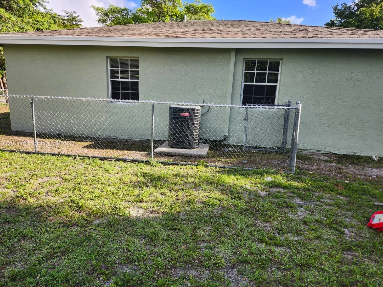 700 NW 19th Ter, Fort Lauderdale FL 33311