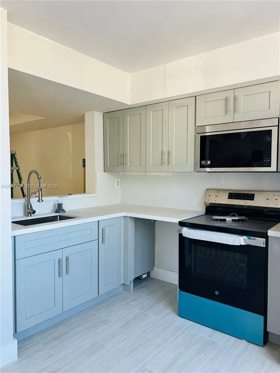 380 NW 85th Pl # 1406, Miami FL 33126