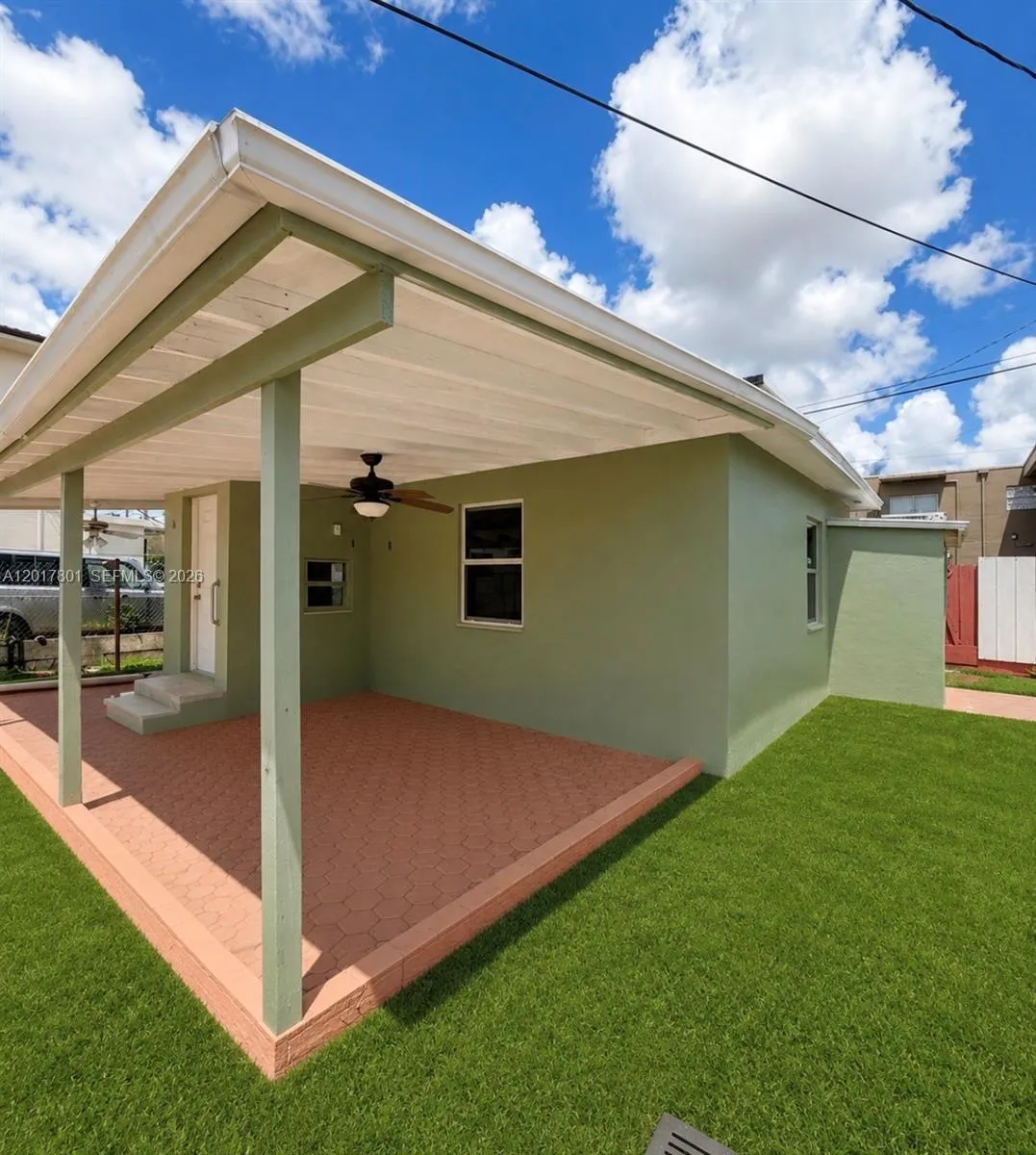 155 W 26th St, Hialeah FL 33010