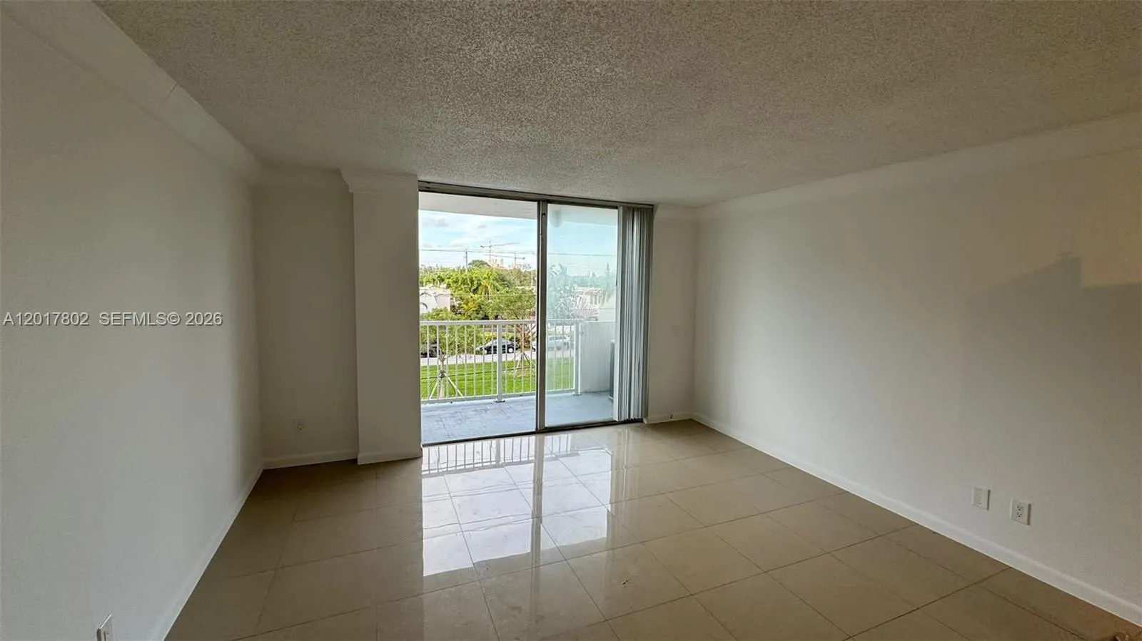 2020 NE 135th St # 303, North Miami FL 33181