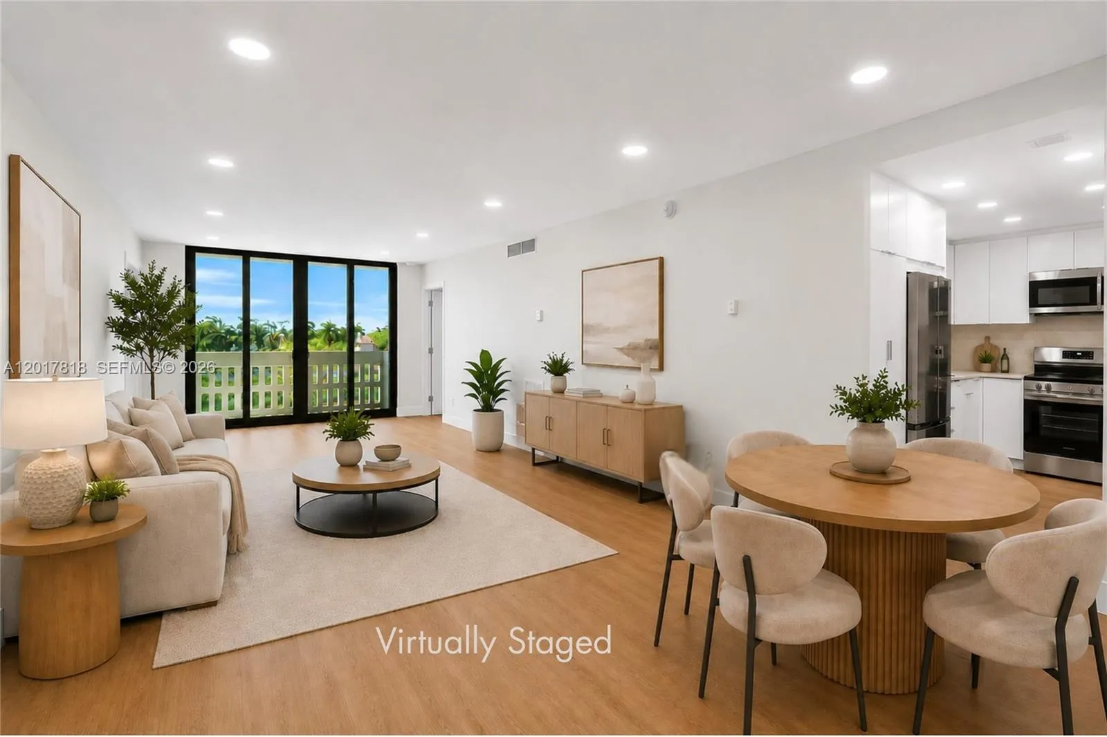 90 Edgewater Dr # 525, Coral Gables FL 33133