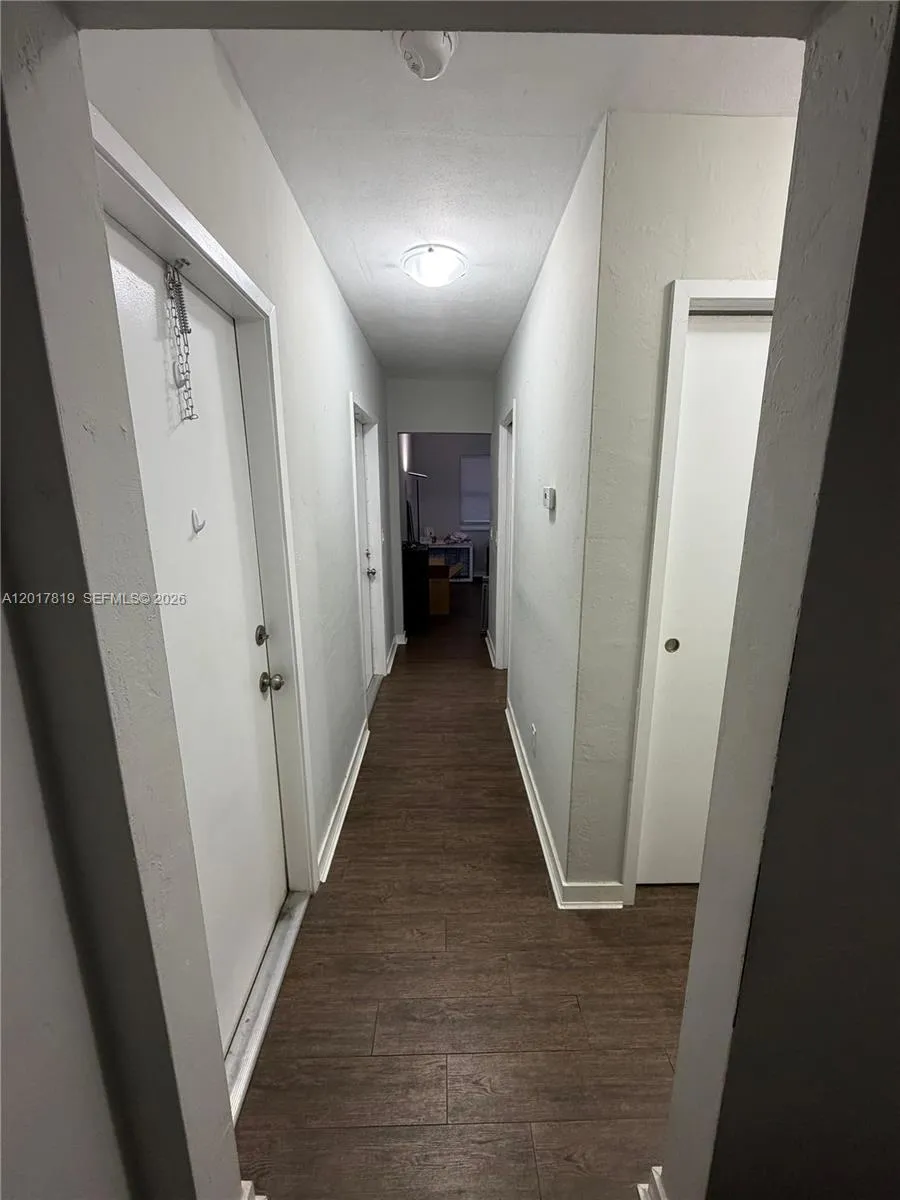 2591 NE 55TH CT # 202, Fort Lauderdale FL 33308