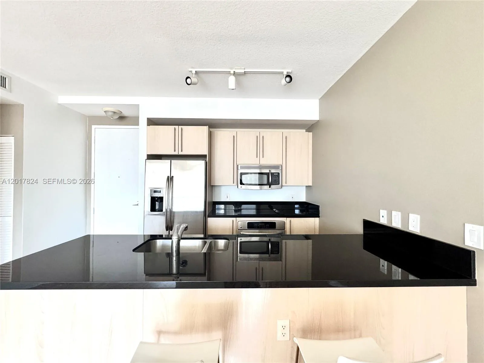 1111 SW 1st Ave, Miami FL 33130