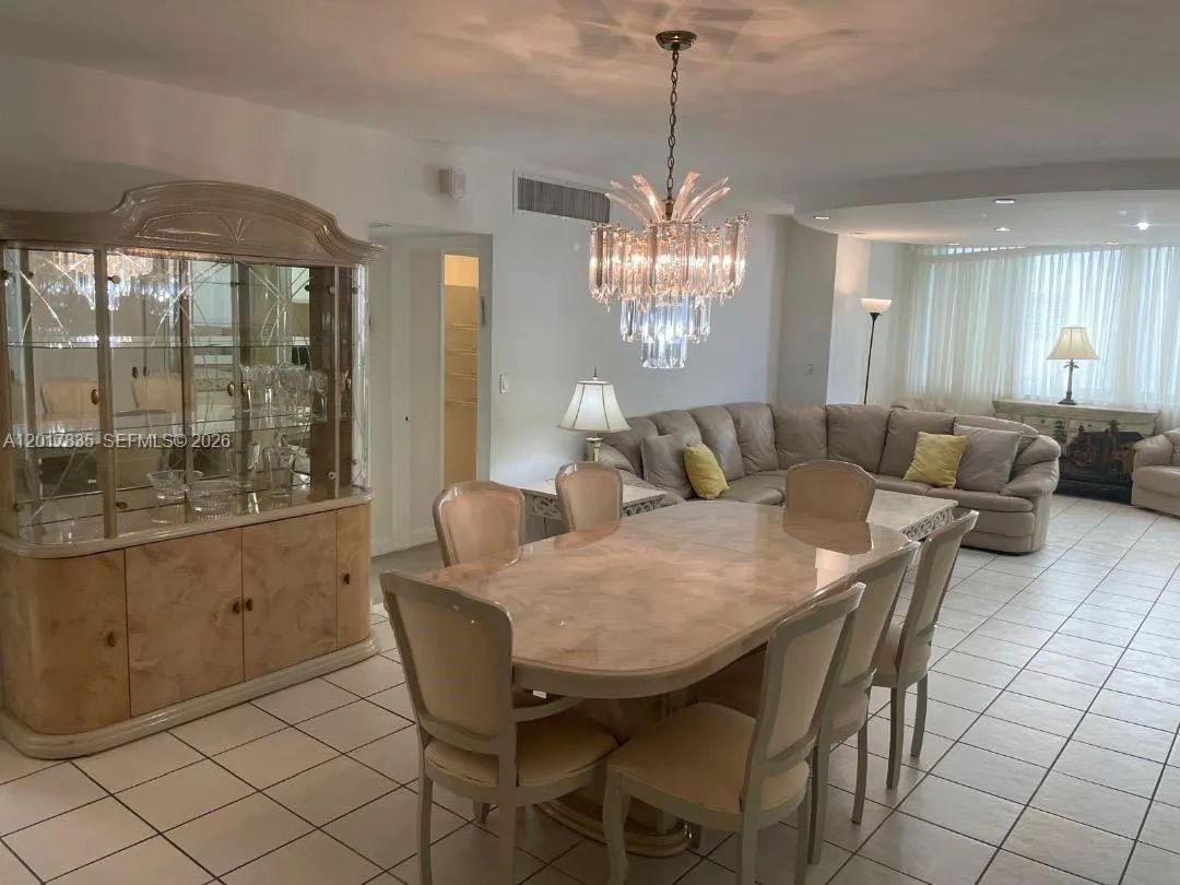 5005 Collins Ave # 424, Miami Beach FL 33140