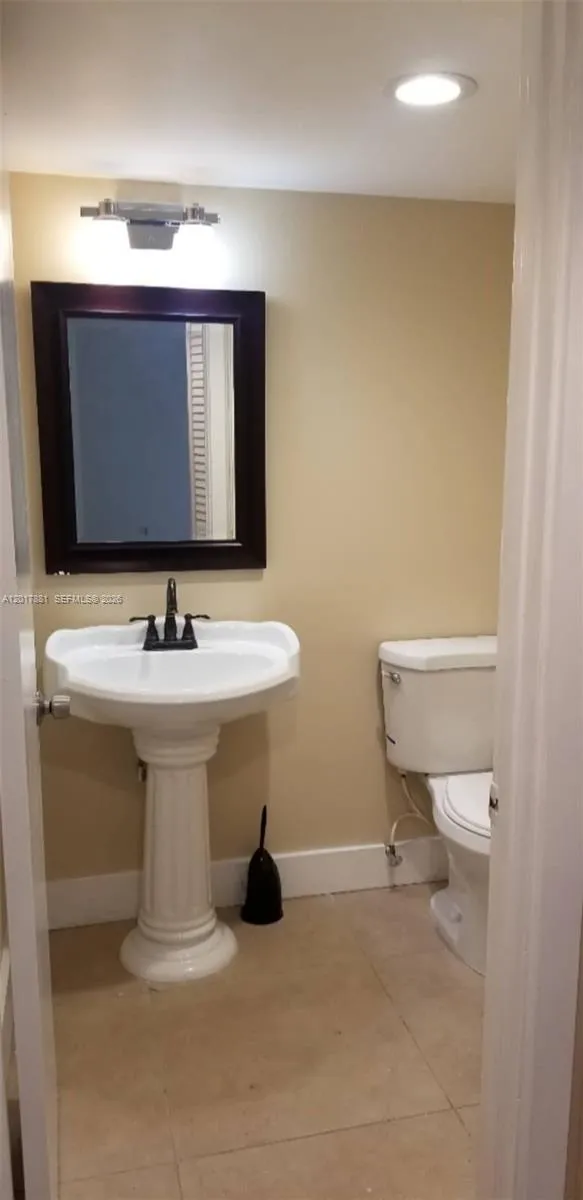 13147 SW 11th Lane Cir # 13147, Miami FL 33184