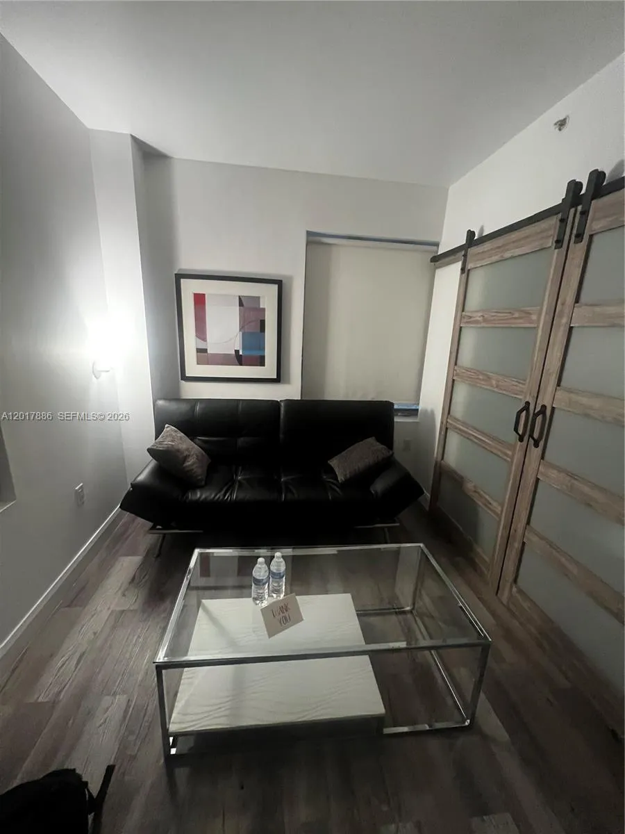 1036 Ocean Dr # B308, Miami Beach FL 33139