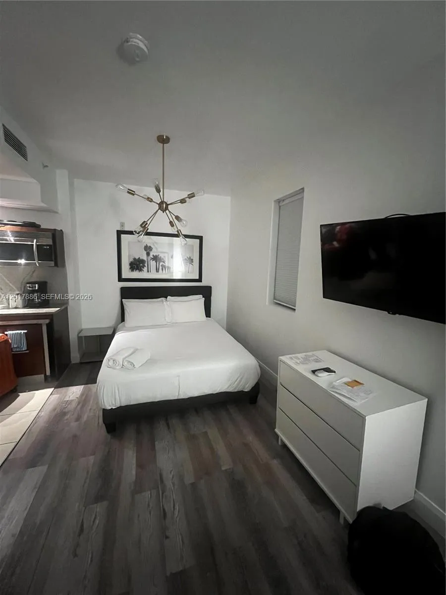 1036 Ocean Dr # B308, Miami Beach FL 33139