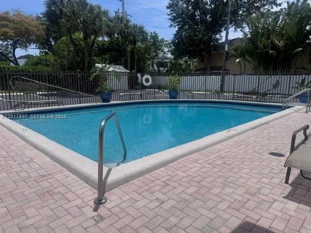 615 NE 12th Ave # 109, Fort Lauderdale FL 33304