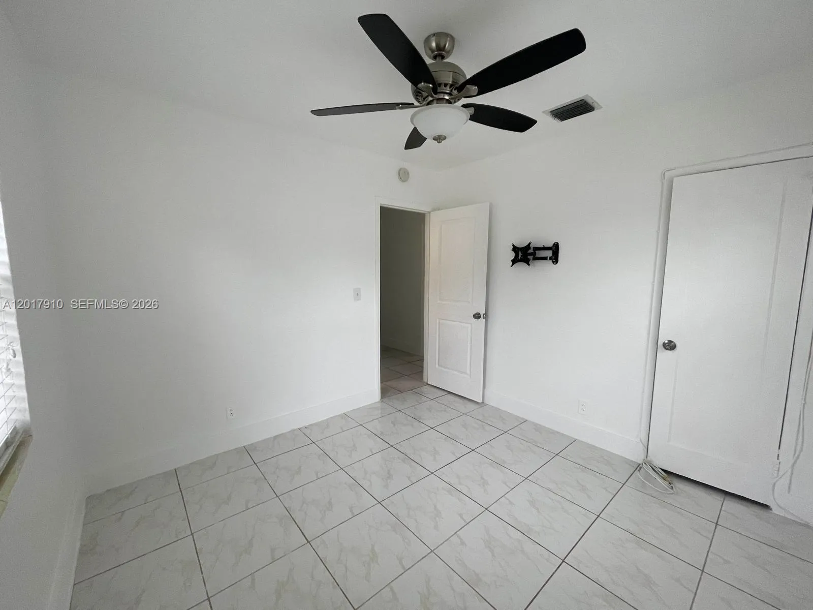 1011 Avenue F # 0, Riviera Beach FL 33404