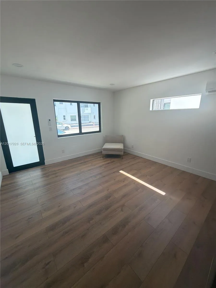 7801 Byron Ave # 1, Miami Beach FL 33141