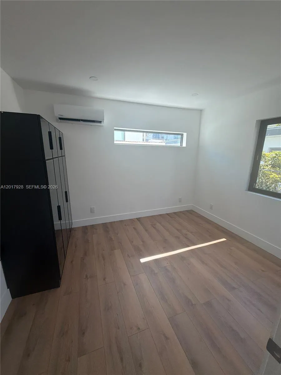 7801 Byron Ave # 1, Miami Beach FL 33141