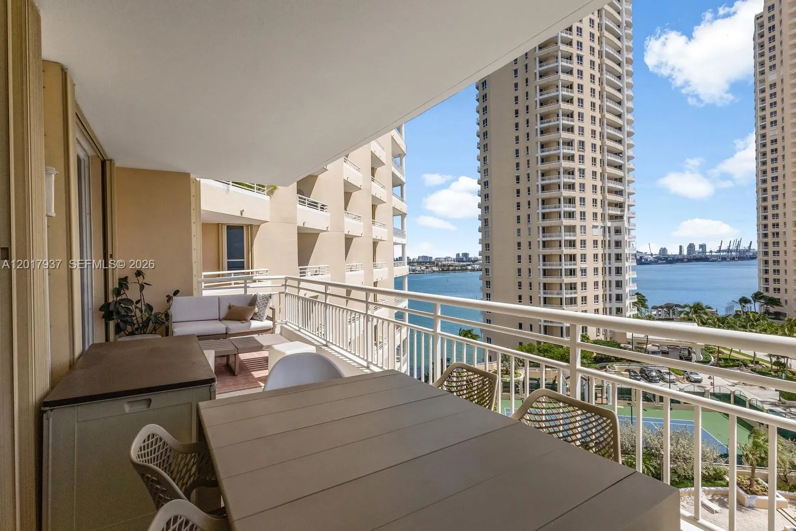 888 Brickell Key Dr # 1207, Miami FL 33131