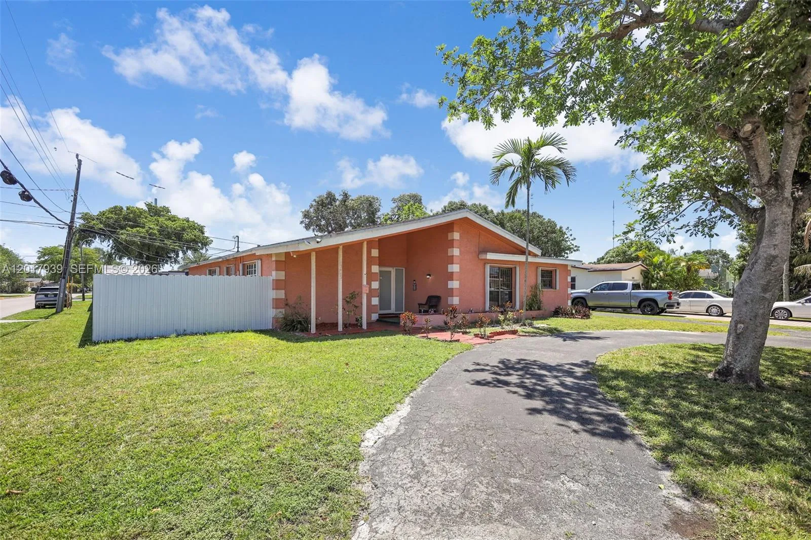 3405 E Shore Rd, Miramar FL 33023