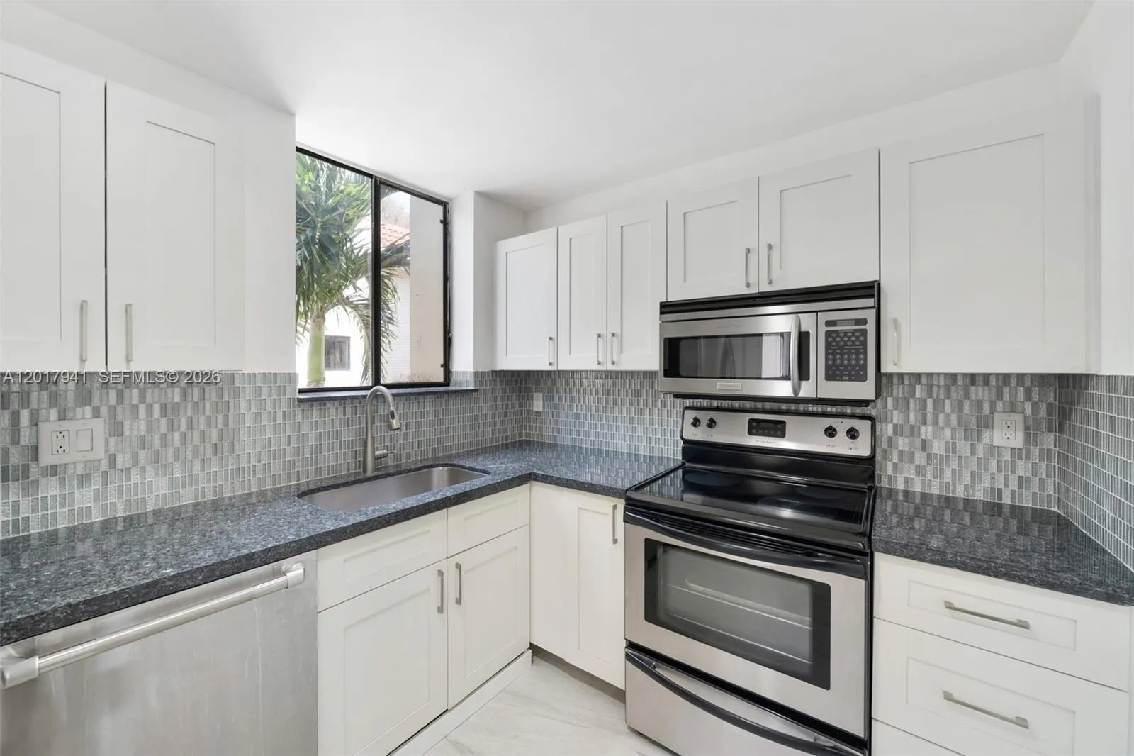 3 bedroom 2 bath for sale at 1401 NE 9th St # 26, Fort Lauderdale FL 33304