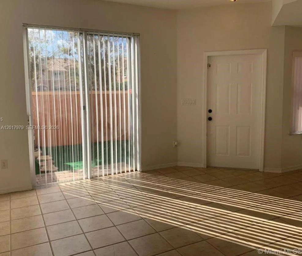 772 SW 106th Ave # 1910, Pembroke Pines FL 33025