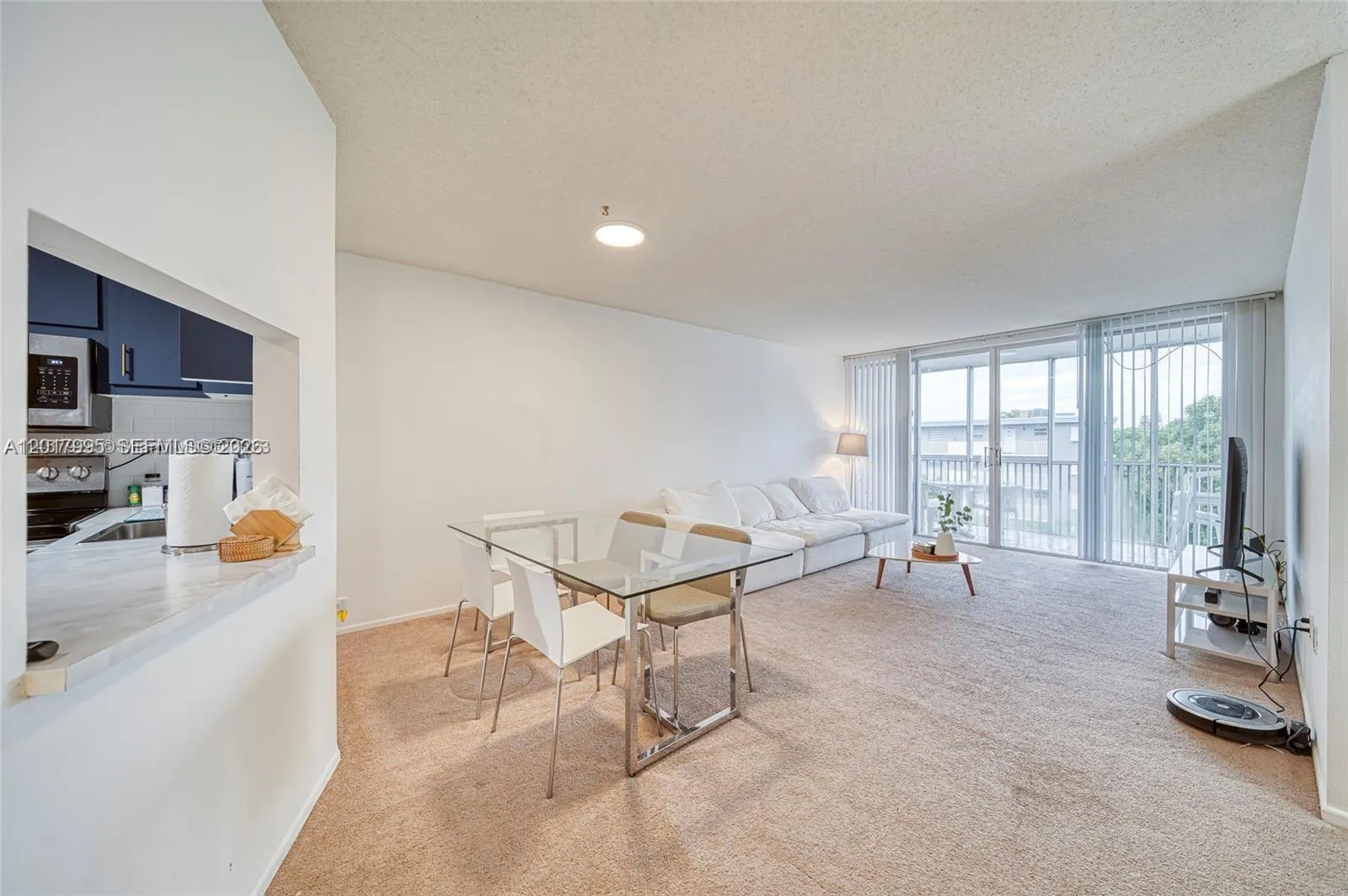 1690 NE 191st St # 1, Miami FL 33179