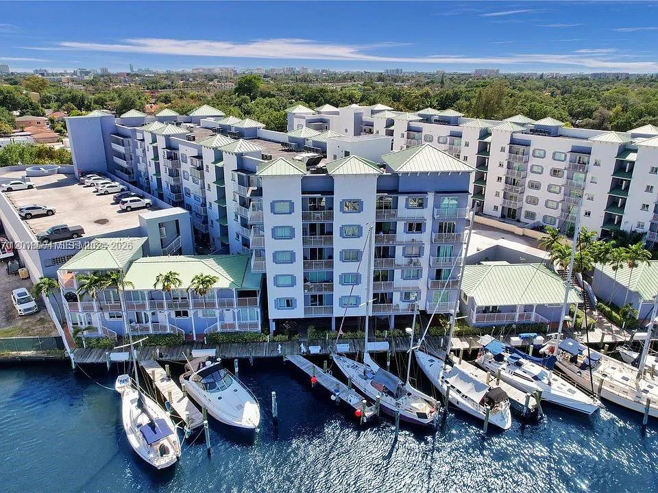2415 NW 16th St Rd # 1, Miami FL 33125
