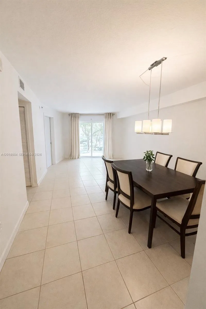 2415 NW 16th St Rd # 1, Miami FL 33125