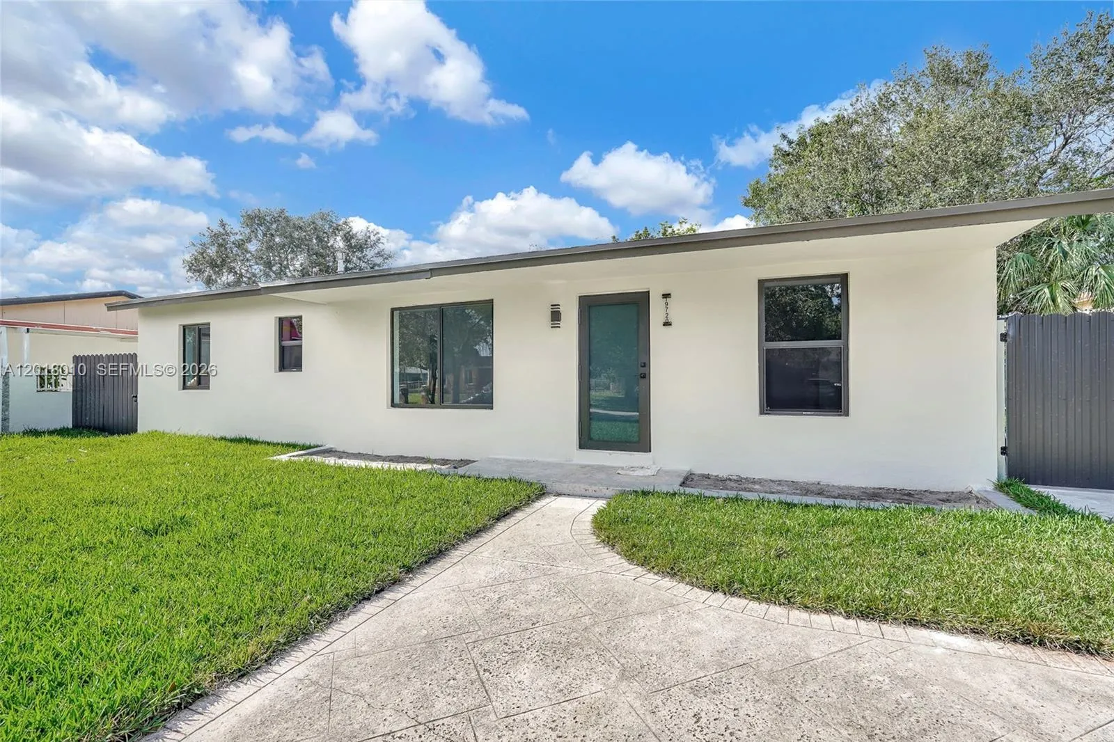 19720 NW 33rd Ave, Miami Gardens FL 33056