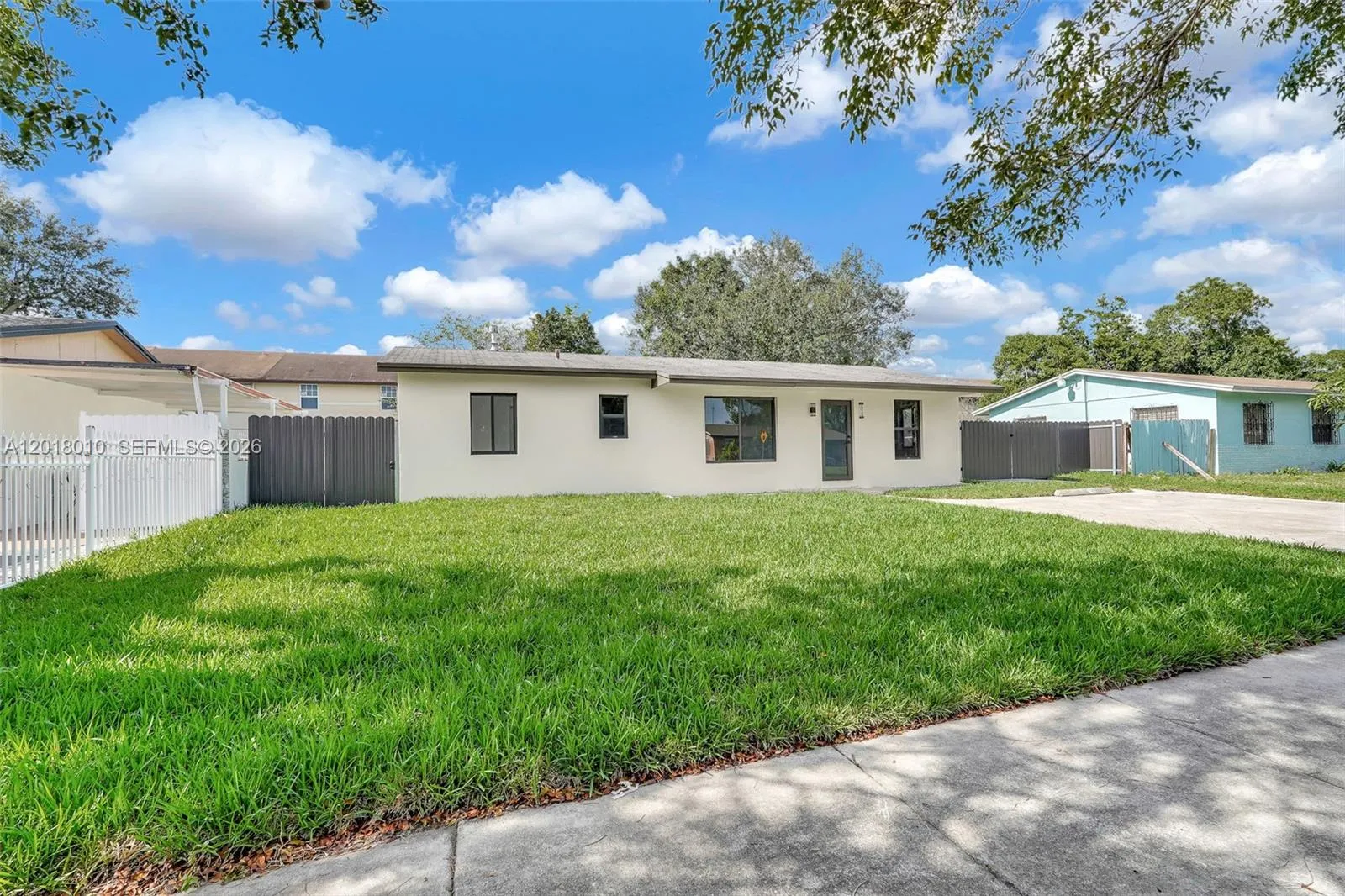 19720 NW 33rd Ave, Miami Gardens FL 33056