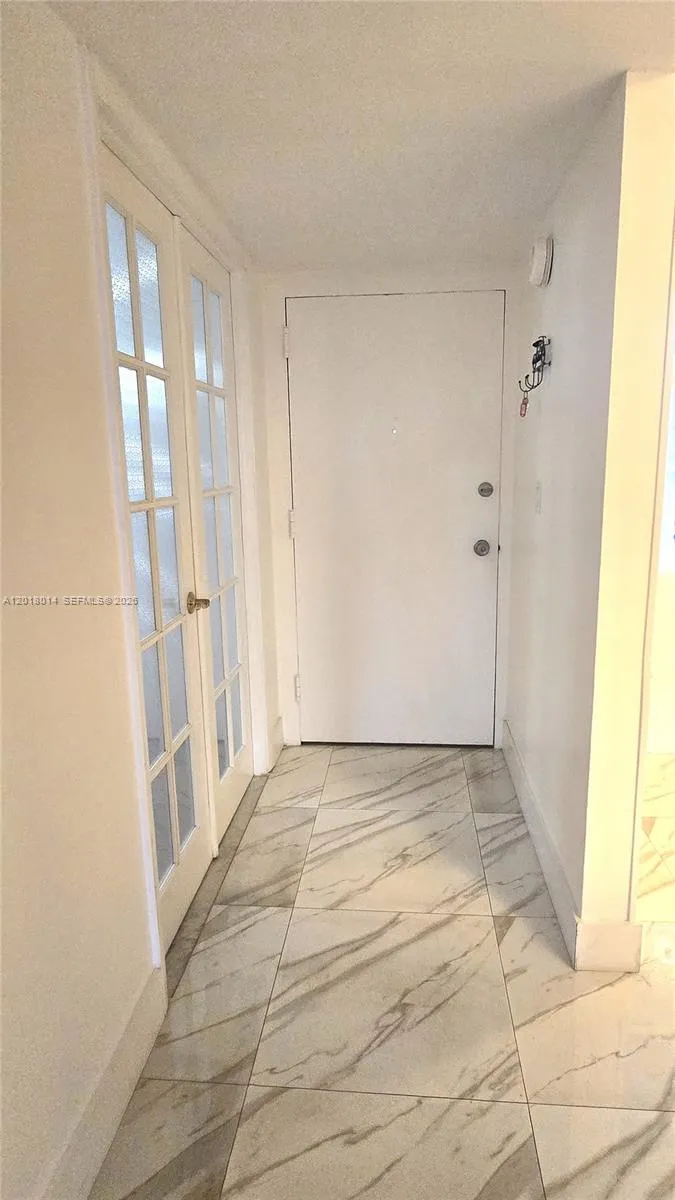 250 Jacaranda Dr # 608, Plantation FL 33324