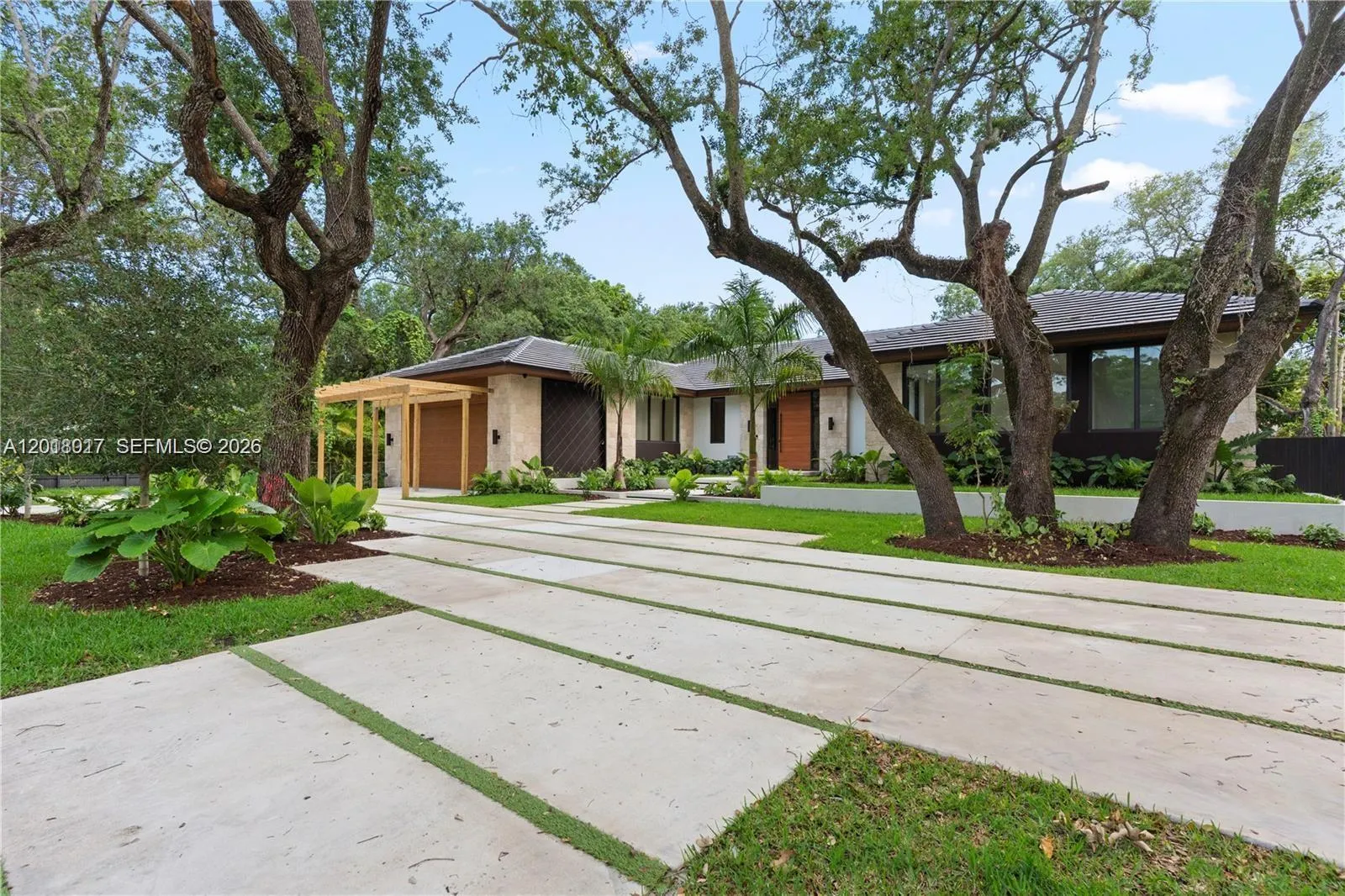 7840 SW 98th St, Miami FL 33156