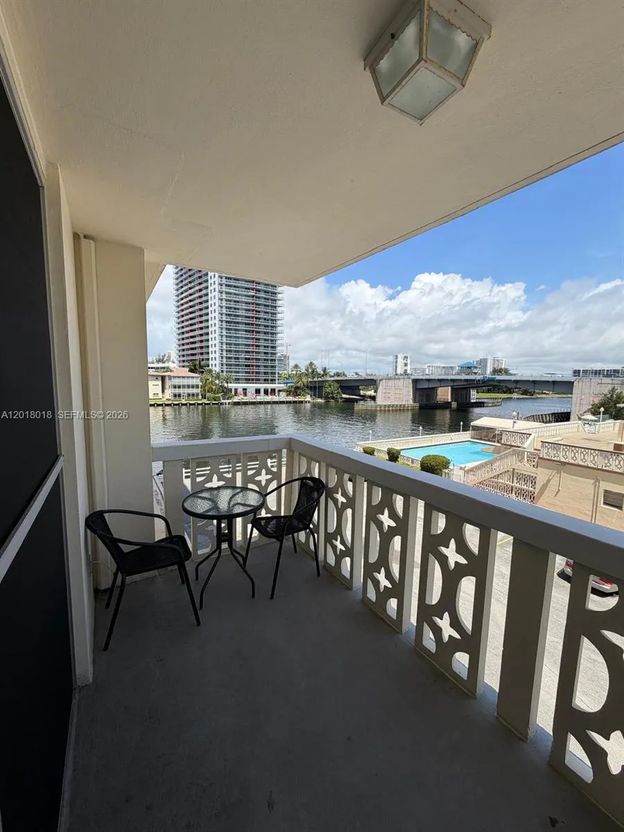 1 bedroom 1 bath for sale at 1817 S Ocean Dr # 319, Hallandale Beach FL 33009
