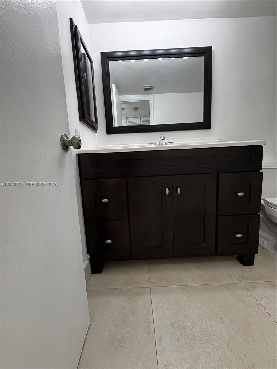5401 SW 77th Ct # 206E, Miami FL 33155