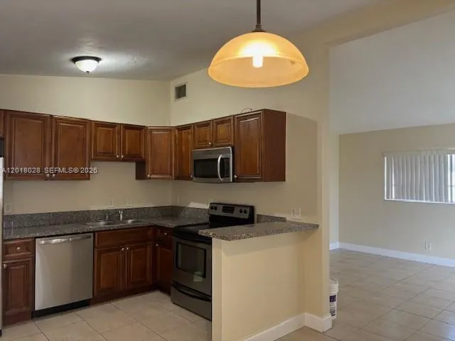 2325 Hope Street, Hollywood FL 33020