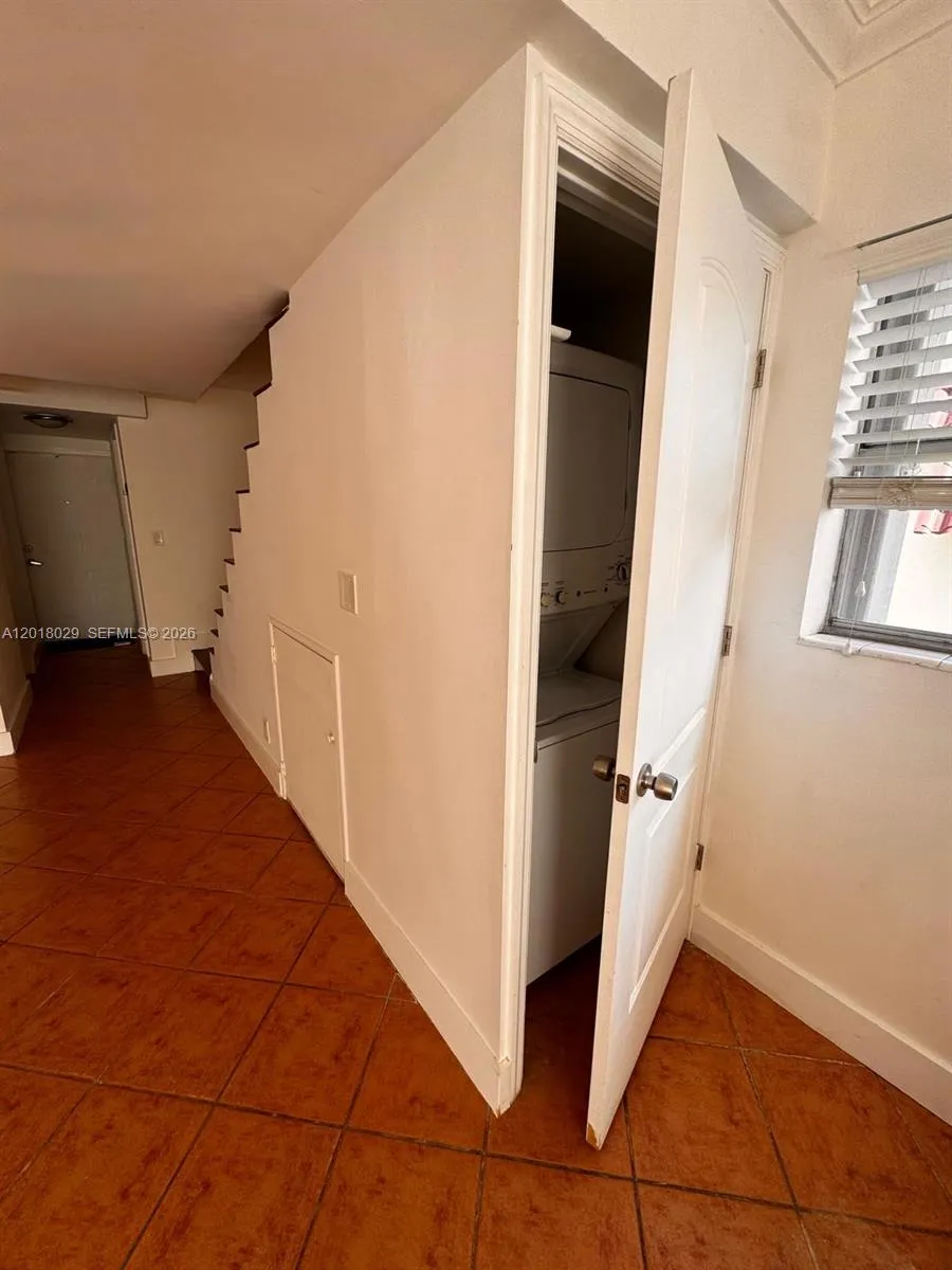 6709 N Kendall Dr # 230, Pinecrest FL 33156