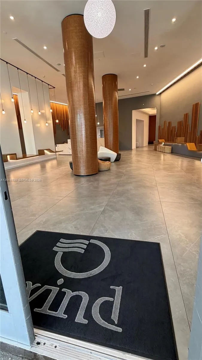 350 S Miami Ave # 3814, Miami FL 33130
