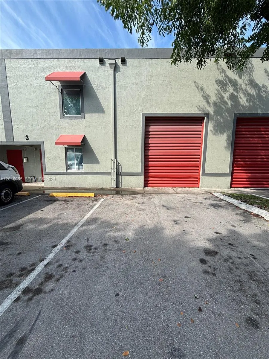 Commercial Sale for sale at 10950 NW 138th St # 3, Hialeah Gardens FL 33018
