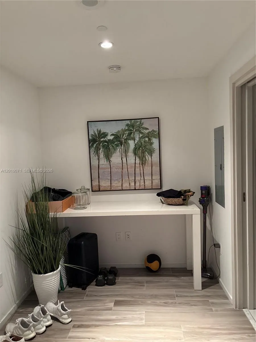 801 S Miami Ave # 2406, Miami FL 33130