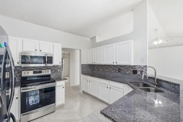 7608 Deland Ave, Fort Pierce FL 34951
