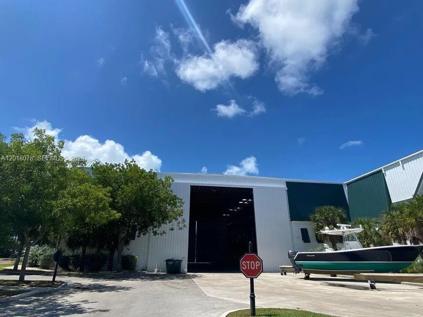 12411 Overseas Hwy, Marathon FL 33050