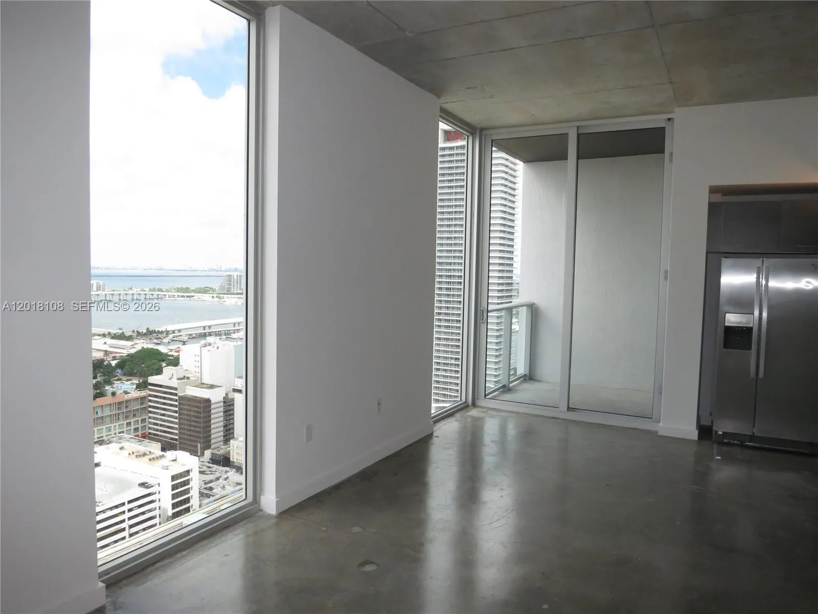 151 SE 1 St # 3204, Miami FL 33131