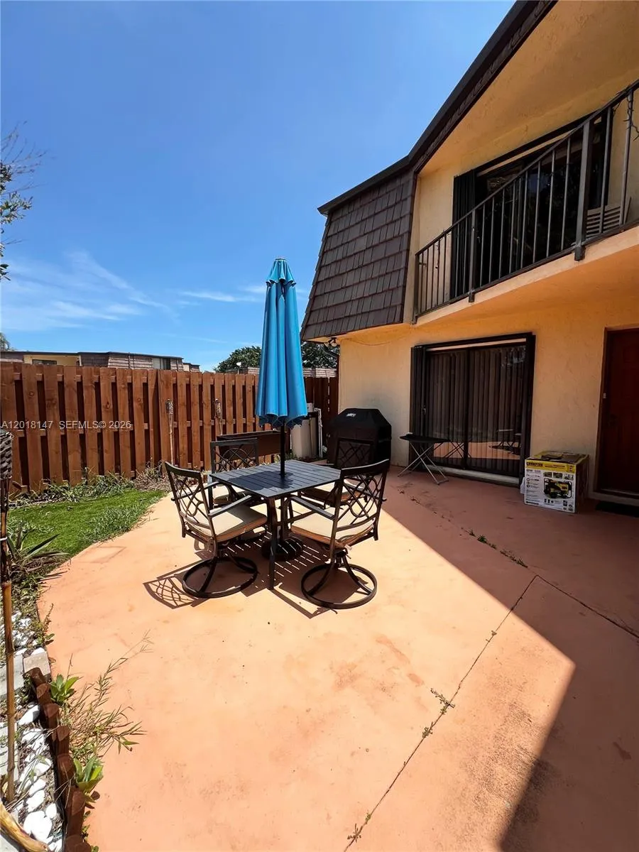 192 Springdale Cir # 192, Palm Springs FL 33461