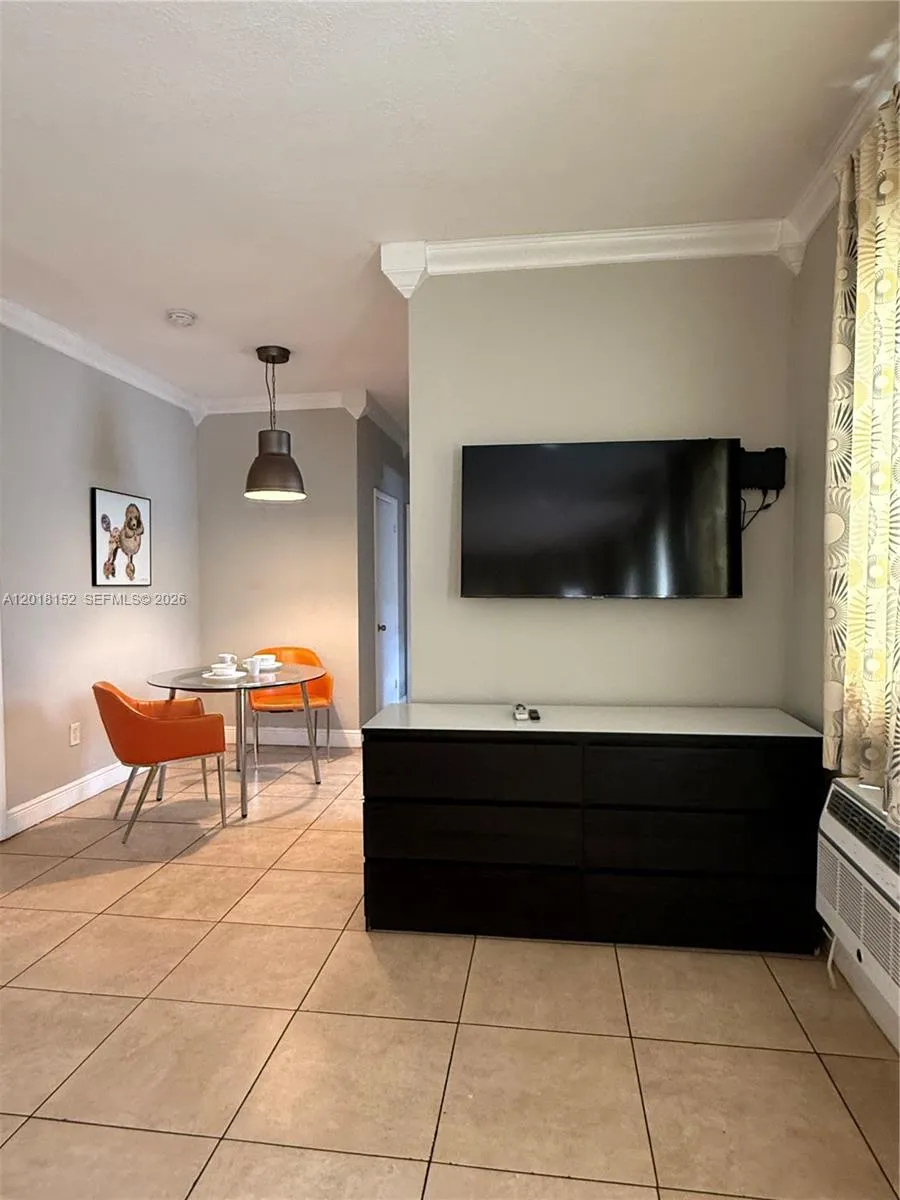 7710 Harding Ave # 7, Miami Beach FL 33141