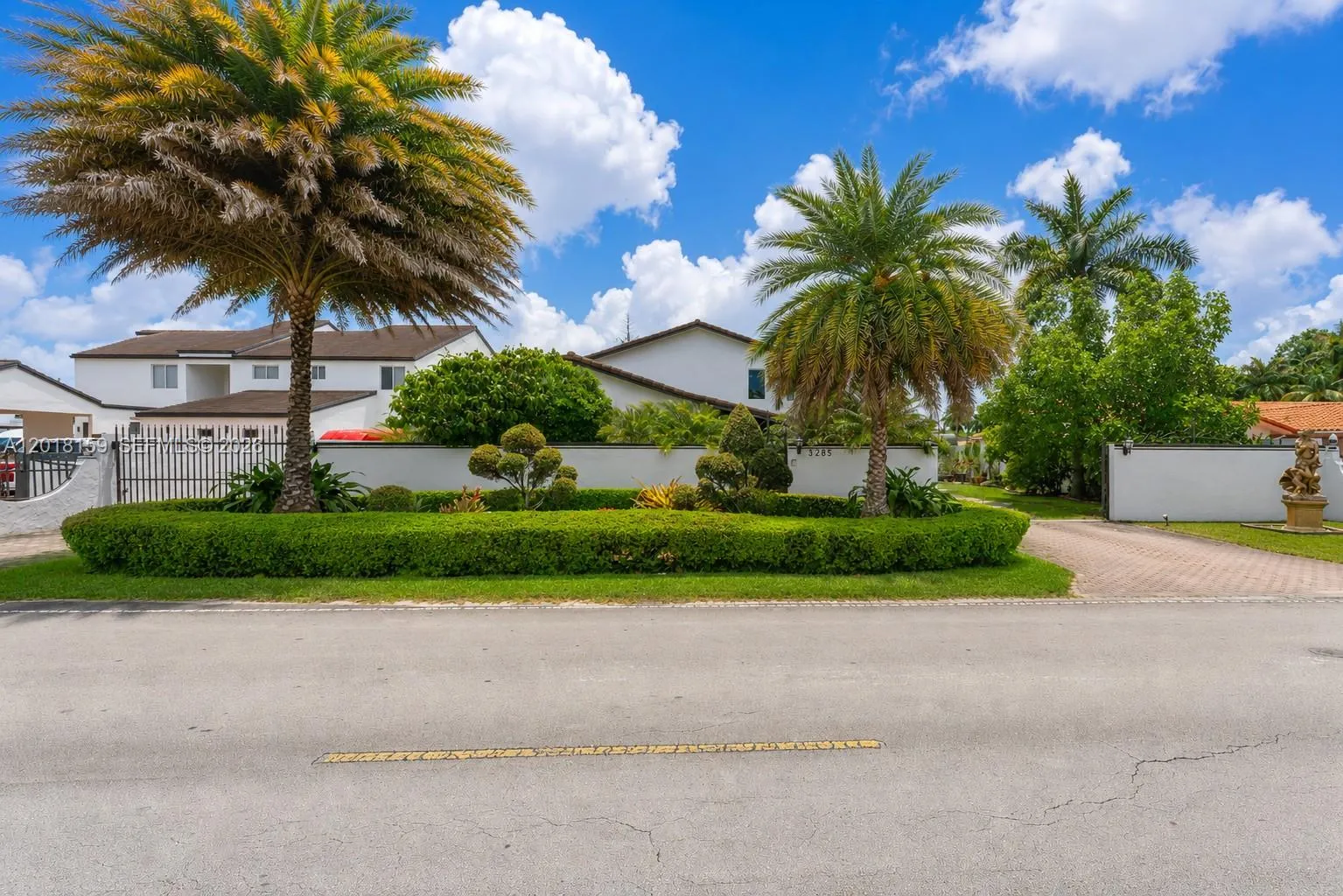 3 bedroom 2 bath for sale at 3285 SW 132nd Ave, Miami FL 33175