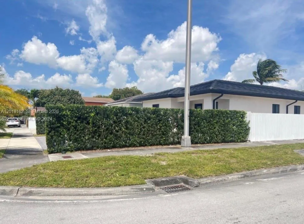 897 E 20th St # 0, Hialeah FL 33013