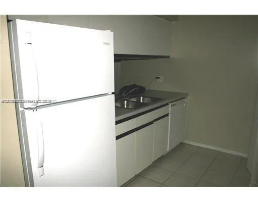 365 SW 86th Ave # 203, Pembroke Pines FL 33025