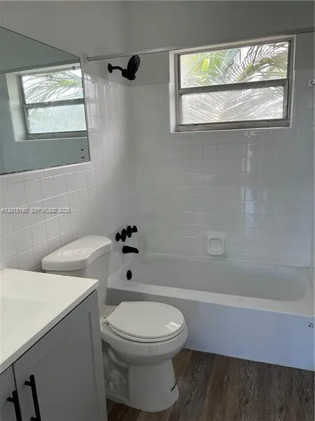 5741 NE 18th Ave # 2A, Fort Lauderdale FL 33334