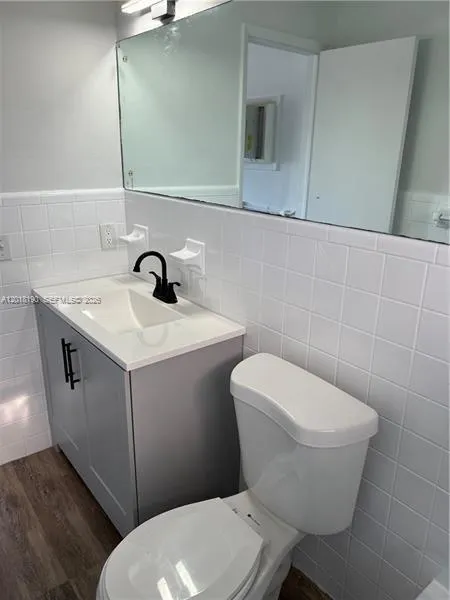 5741 NE 18th Ave # 2A, Fort Lauderdale FL 33334