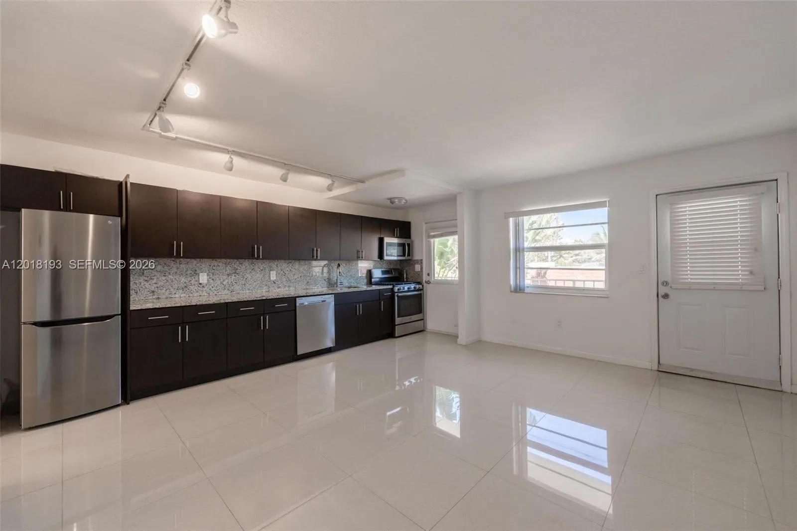 525 Meridian Ave # 305, Miami Beach FL 33139