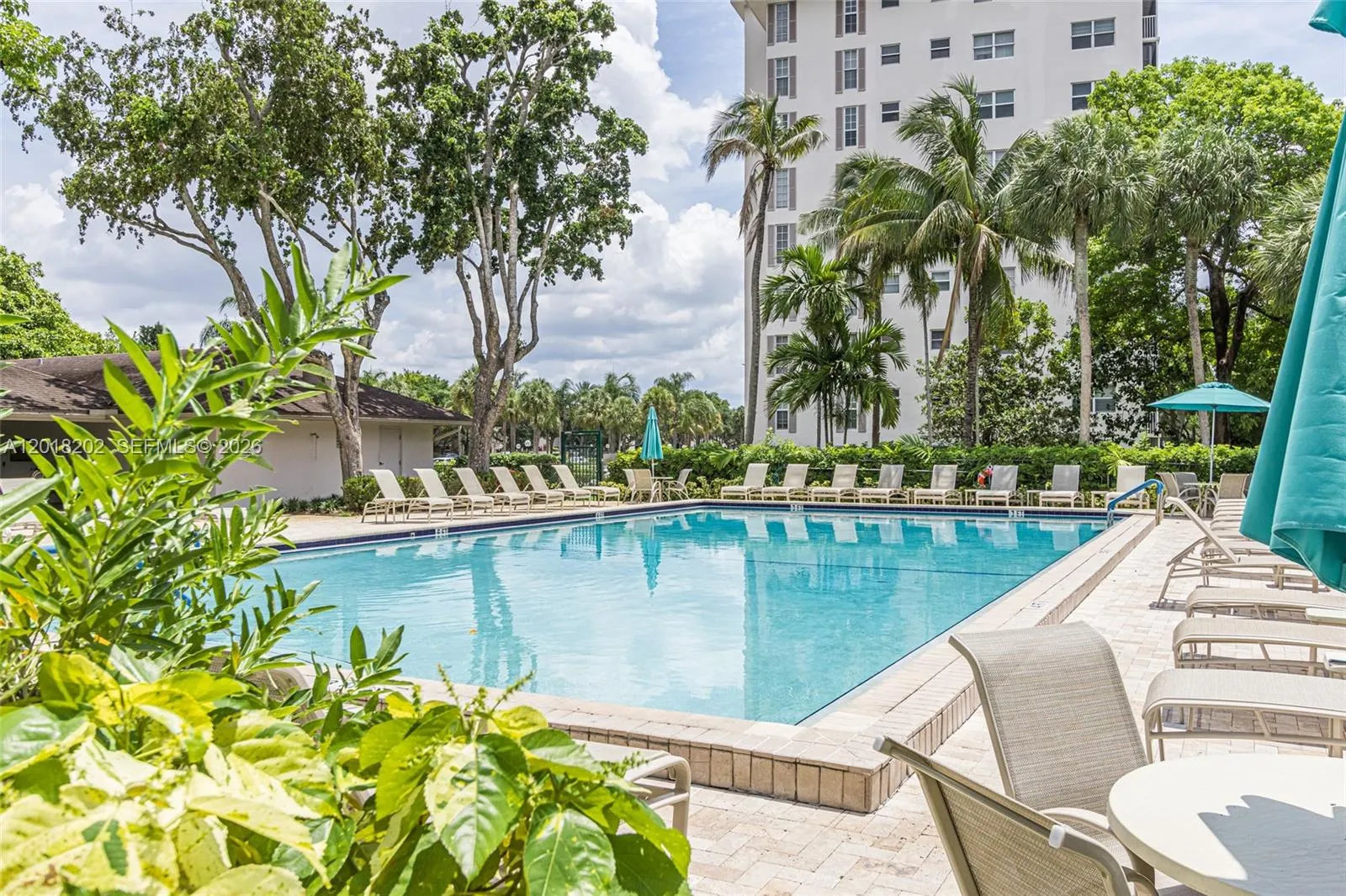 2 bedroom 2 bath for sale at 3250 N Palm Aire Dr # 406, Pompano Beach FL 33069