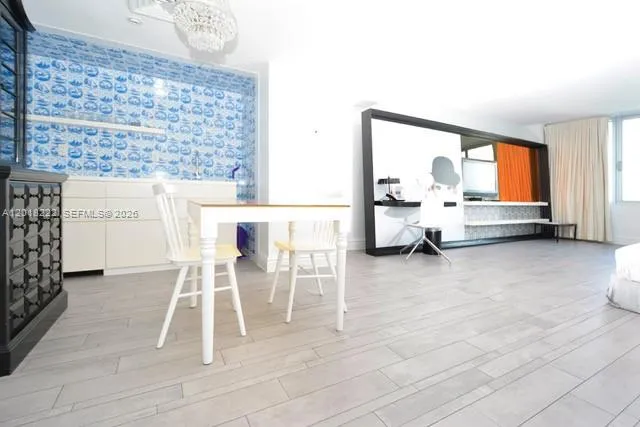 1100 West Ave # 425, Miami Beach FL 33139