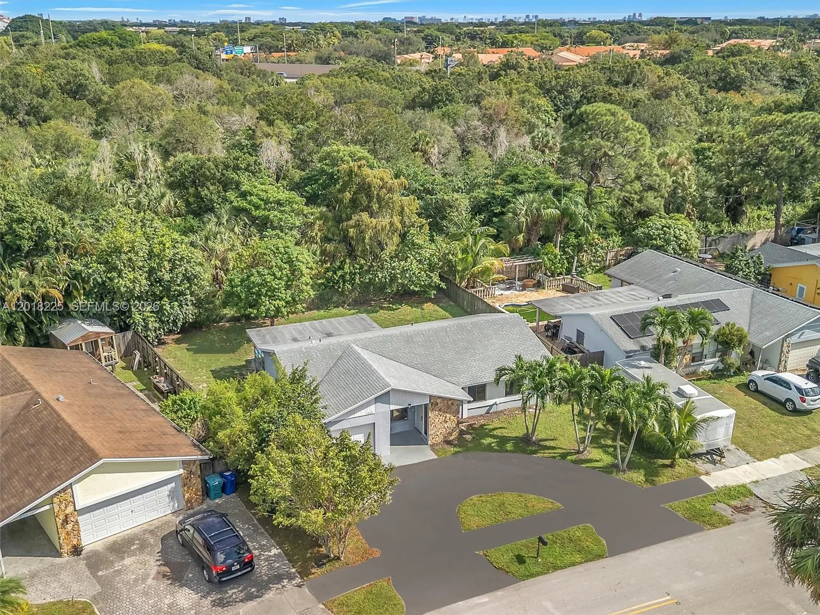 1027 SW 49th Ter, Margate FL 33068