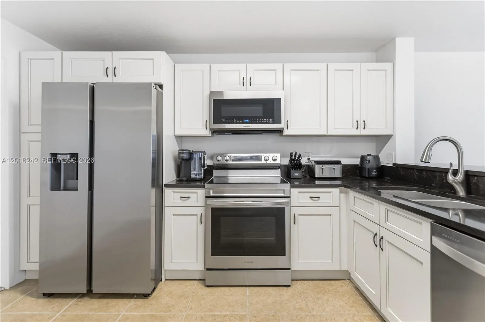 4065 Crystal Lake Dr, Deerfield Beach FL 33064