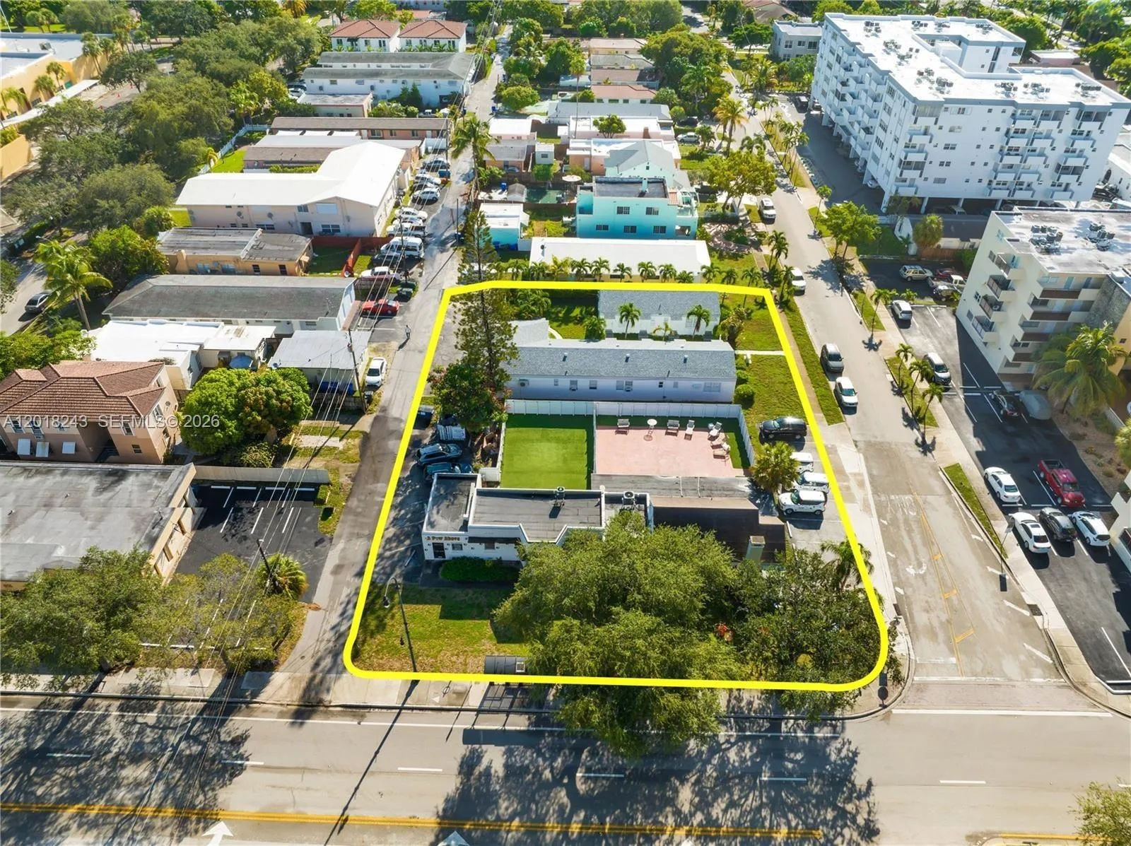 for sale at 699 S Federal Hwy, Hollywood FL 33020