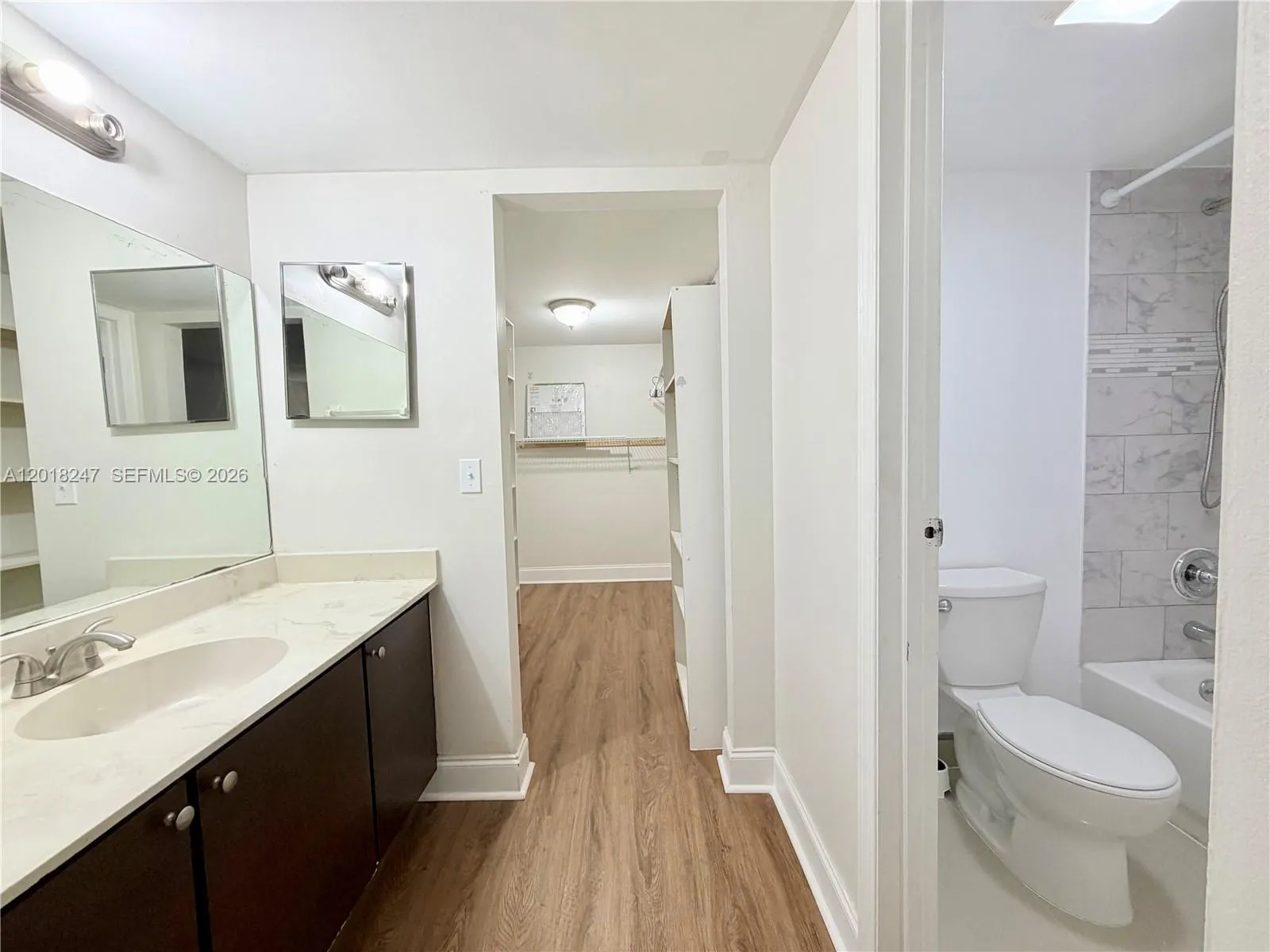 450 Commodore Dr # 214, Plantation FL 33325